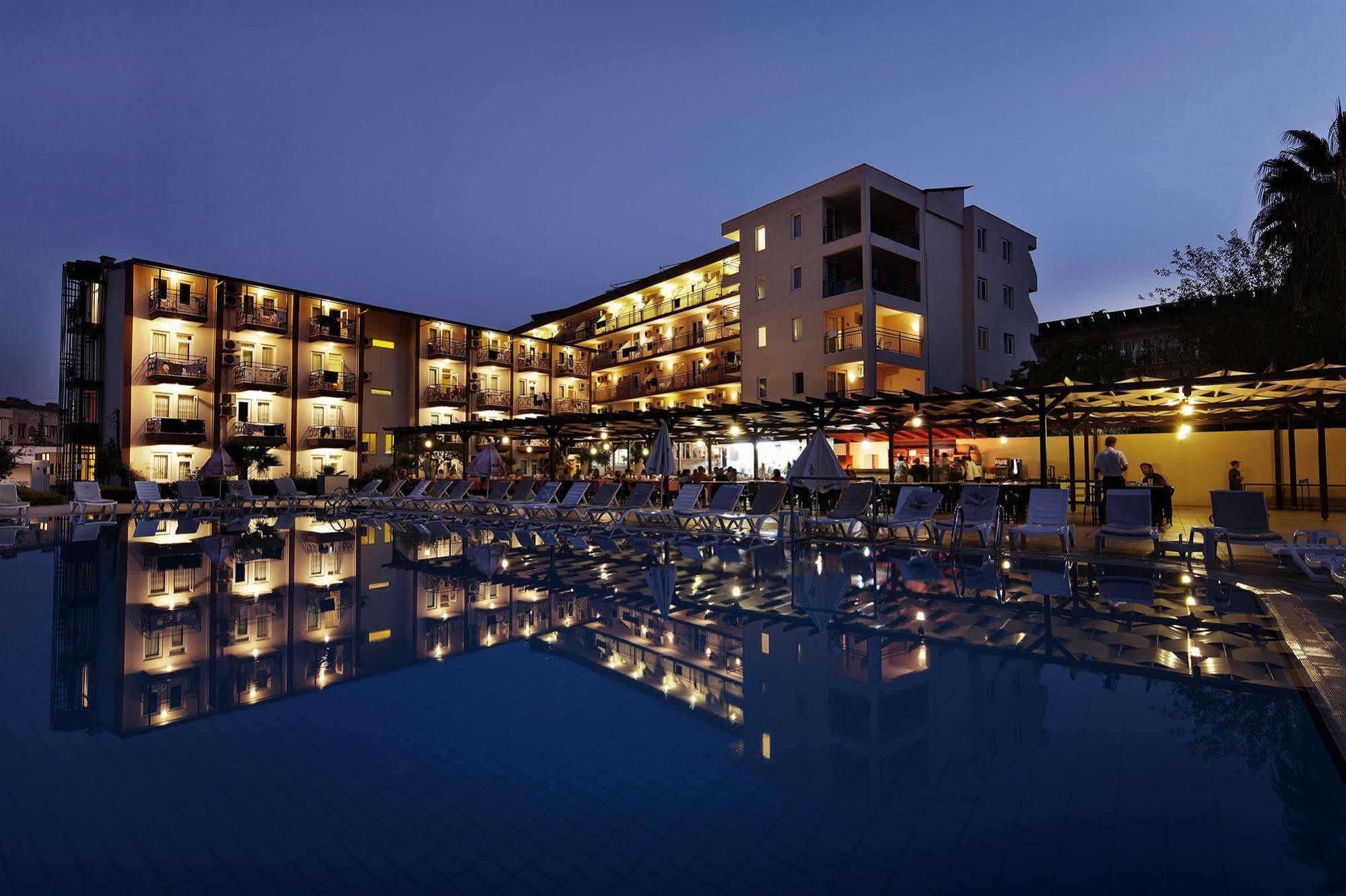 Larissa Garden Hotel Kemer Exterior photo