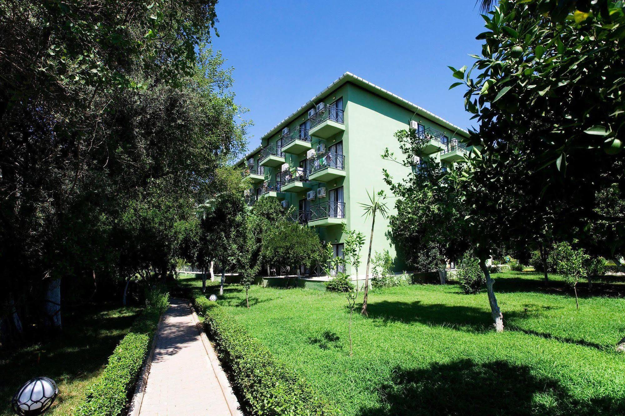 Larissa Garden Hotel Kemer Exterior photo
